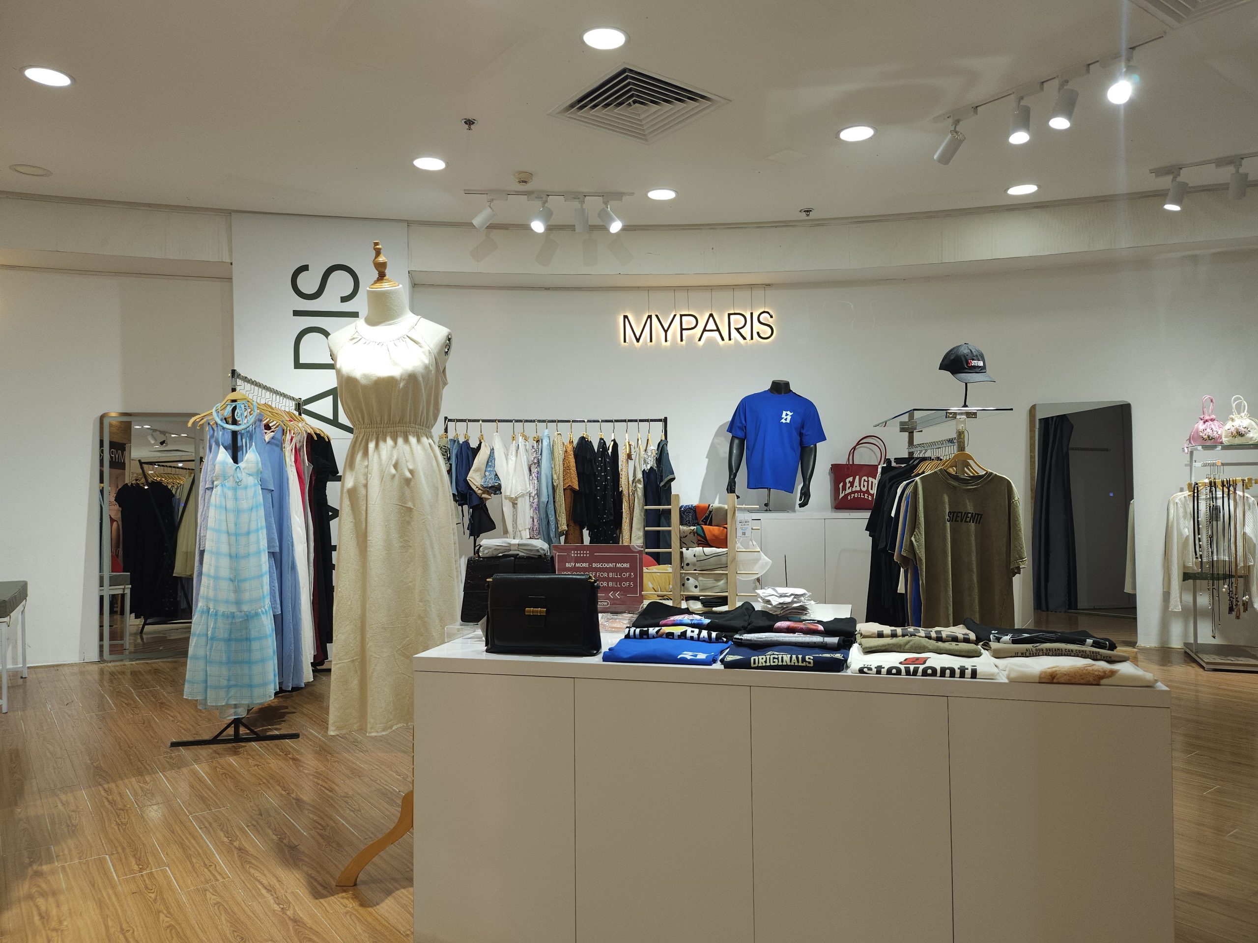 ĐỊA CHỈ SHOP ĐẦM DU LỊCH SANG TRỌNG TẠI NHA TRANG 5 Shop Đầm Du Lịch Sang Trọng Tại Nha Trang